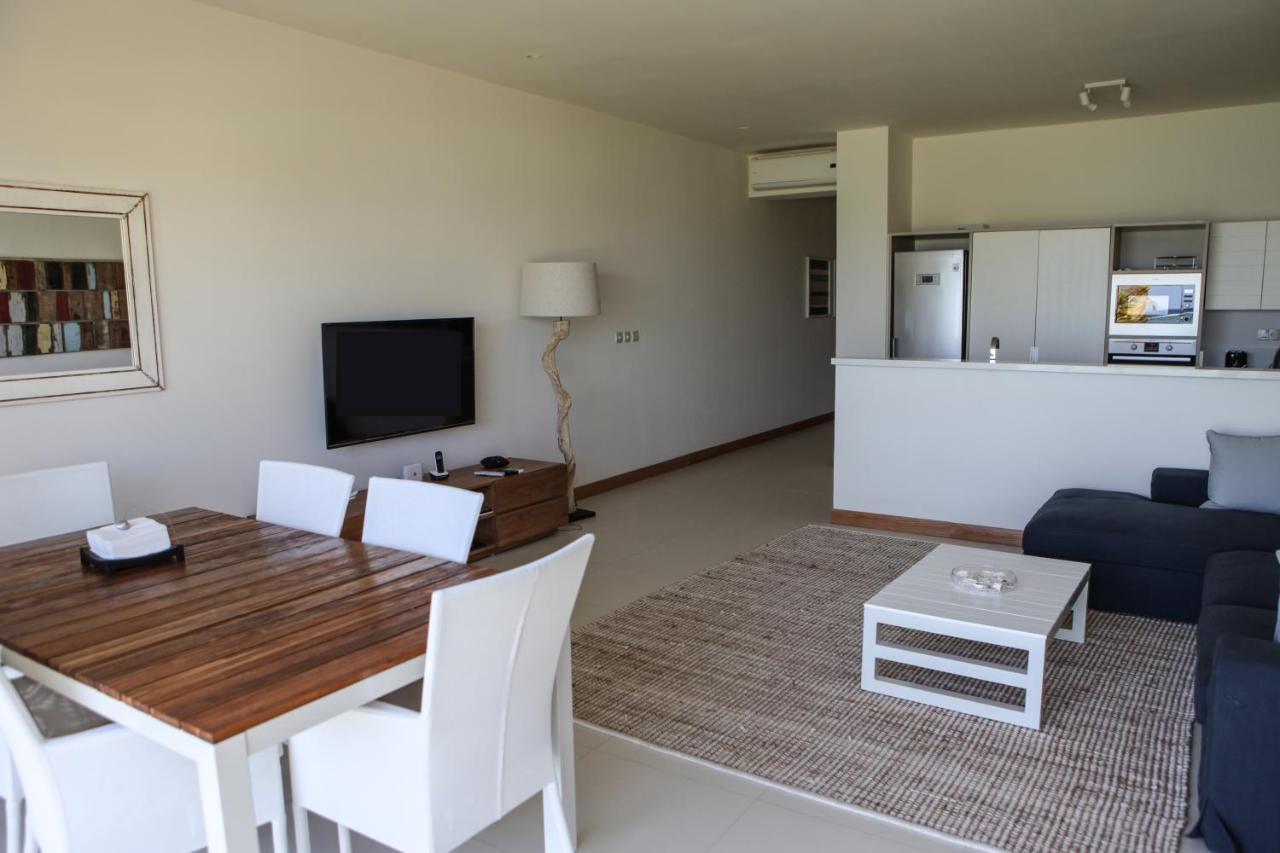 Cap Ouest Luxury Beachfront Flic-en-Flacq Eksteriør billede